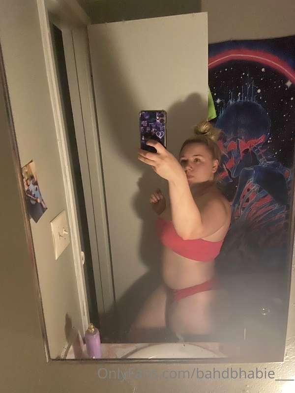 Gaining good weight . How’s everyone doing ? What you guys w..