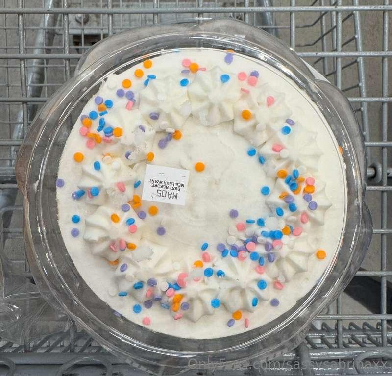 Found this sweet treat at the store, but I’m craving somethi..