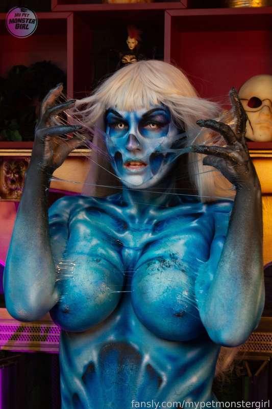mypetmonstergirl image #4
