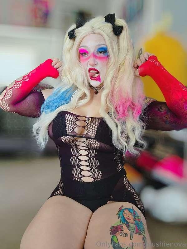 A little sneak peek at tomorrow's set WITH a video! ♡♡