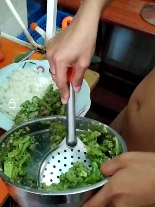 EDITH RODRIGUEZ COOKING