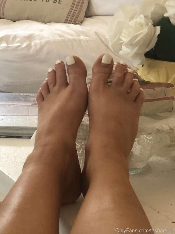 Foot guys