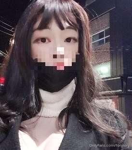 퇴근했어...
힘들었어...
=ㅅ= 그냥 잘까 하다가
잠깐 들어와서 글쓰는중...
늘 보면서 느끼는건데.....