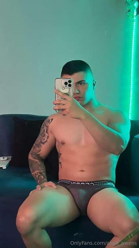 Reply if you want to lick my body 🥵