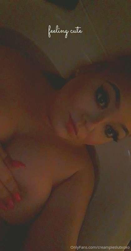 Bath time ❤ remember to tip to keep my free page running