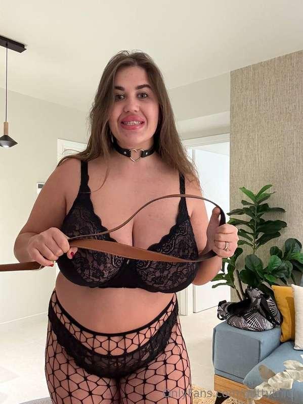 Guess what I want you to do 🥵💋
