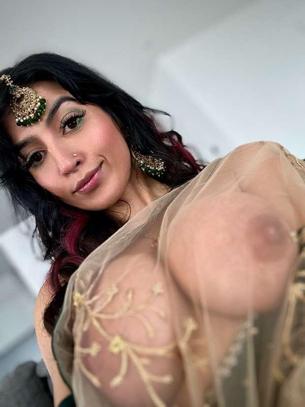 aaliyahyasin image #7