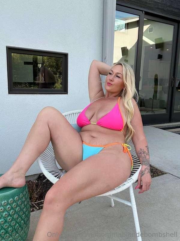 I’m here to fulfill all your fantasies, one post at a time💋💋..