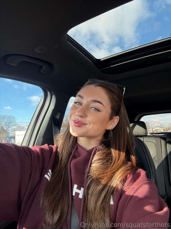 Do you like the aura of my face today? 🥰