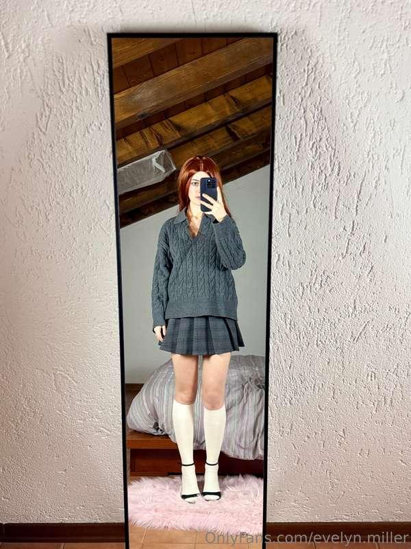 Would you ever date a cute redheaded girl who would make you..