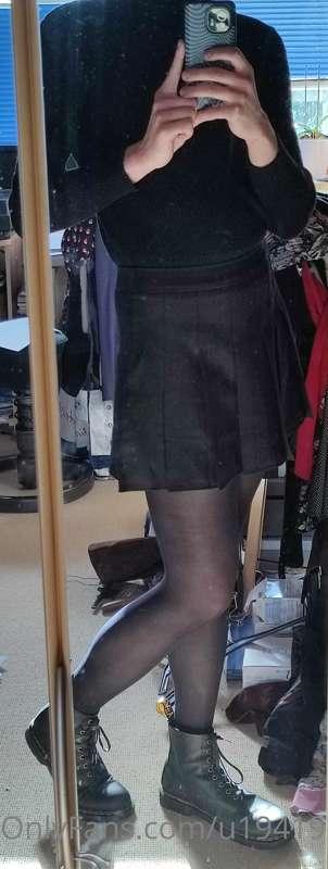 Do i look cute enough to turn some straight guys gay?