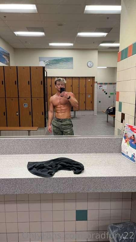 Happy memorial day my loves :)