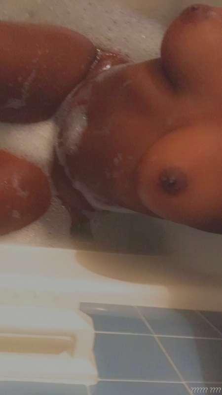 💦