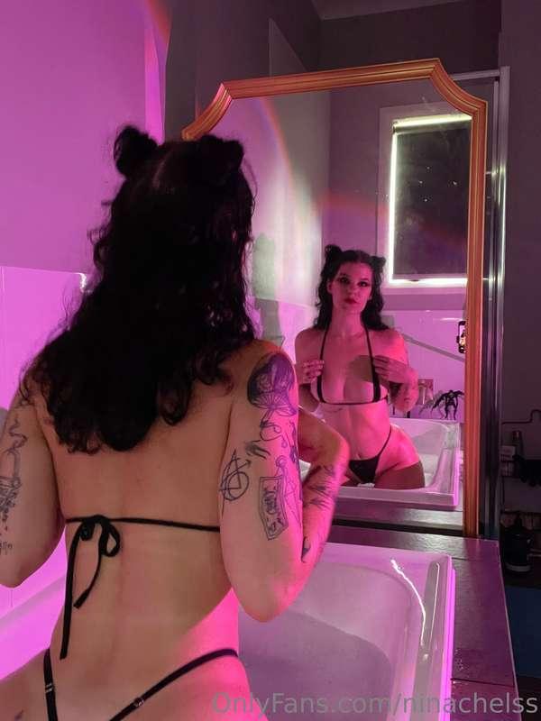 i wanna be fucked in doggy in front of the mirror