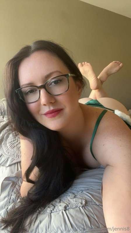 Tits (nipple squeeze) and (spread) twat.