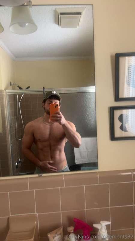 rclements32 image #1