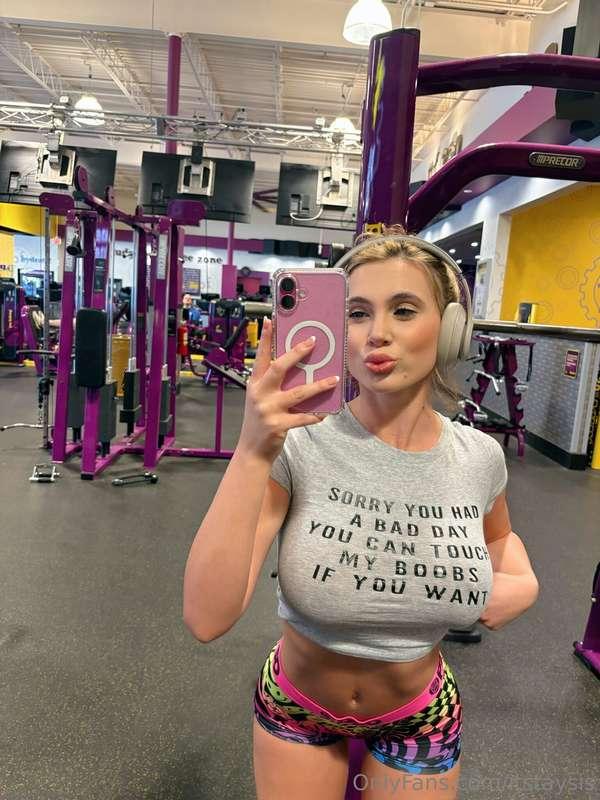 read the shirt 👀
