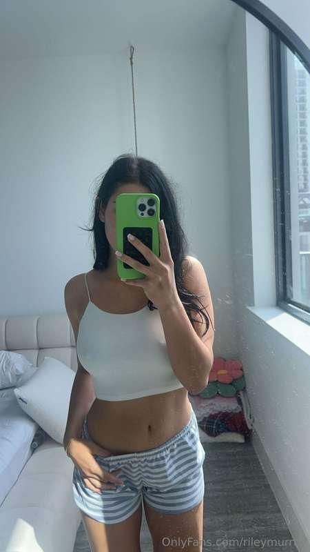bored.. come say hi 😋