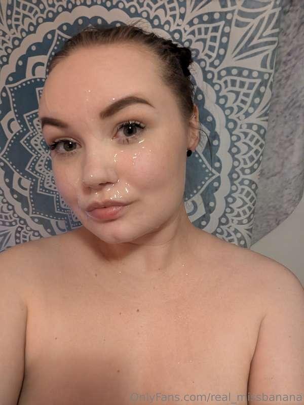 Selfies with cum 🍆💦😳