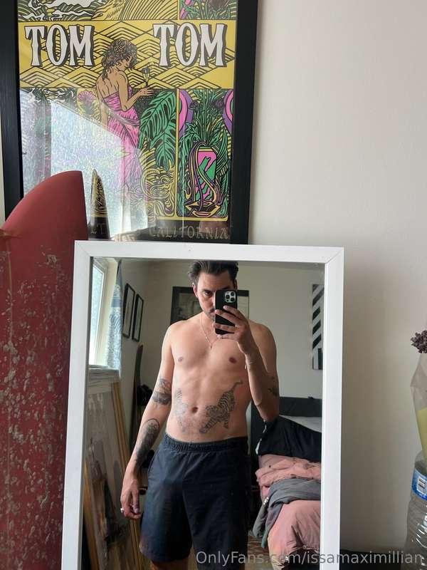 Teasing in the mirror