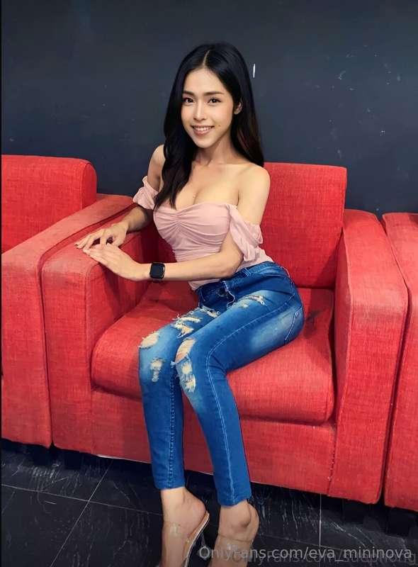 😈🥵 Pretty and wet always @mimiyang is ready to fulfill any o..