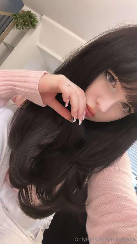 What do you guys find most attractive about me? 😊