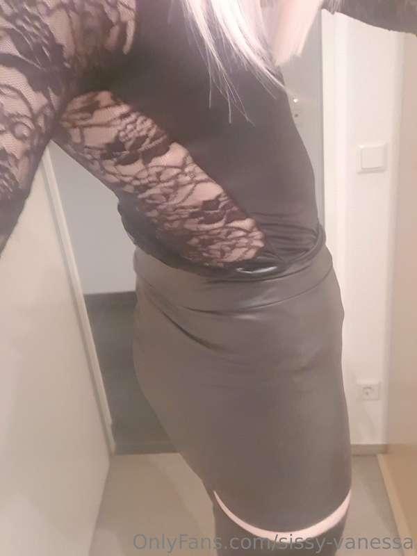 sissy-vanessa image #2