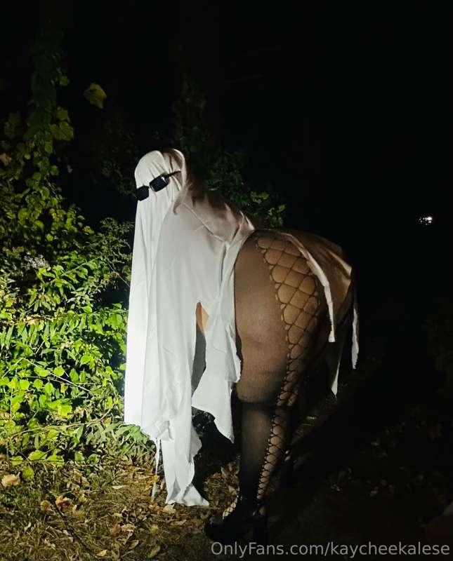 It’s spooky szn 😝😈

I’m going to respond to all of your mess..