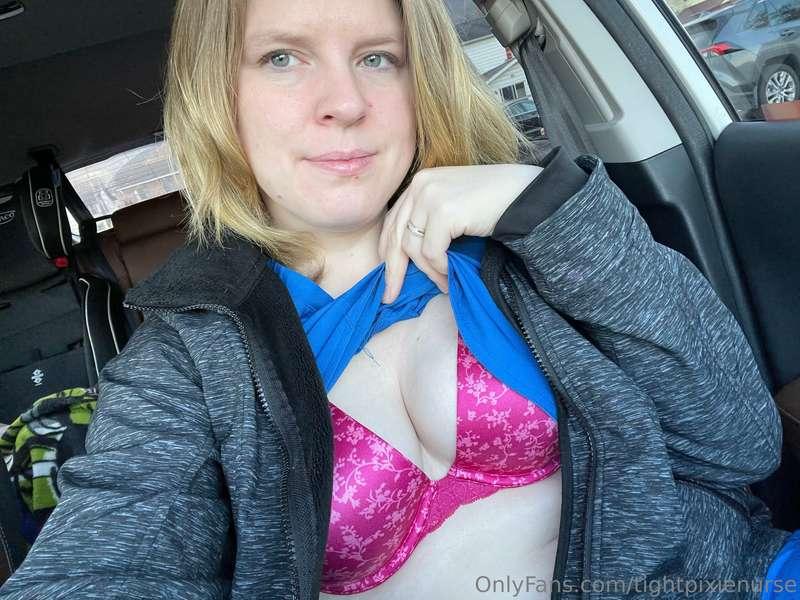Heading into the office 😉 
Have a good day sweetheart! 💕