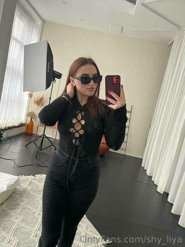 😎🫢