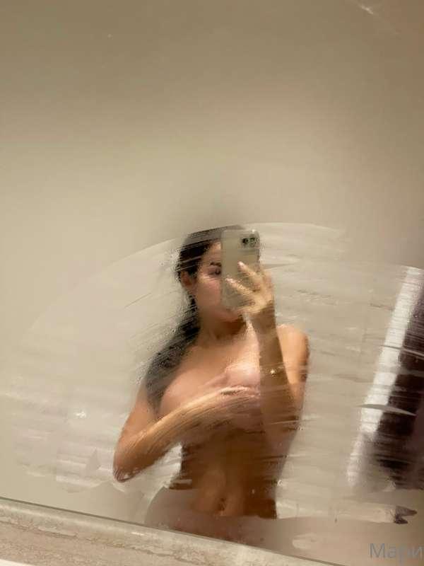 text me if you are up for hot shower😈😈🔥🔥🔥
I will light up yo..