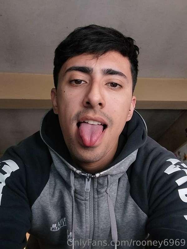 Hi, I'm new to this platform!💦👋🏼