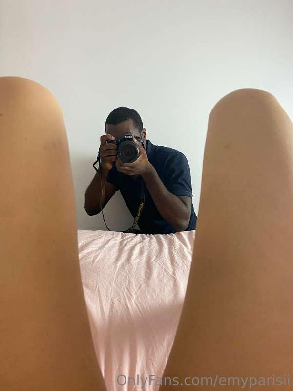 Les backstages du shooting 🐱
Qui à hâte de voir ma 🐱 en haut..