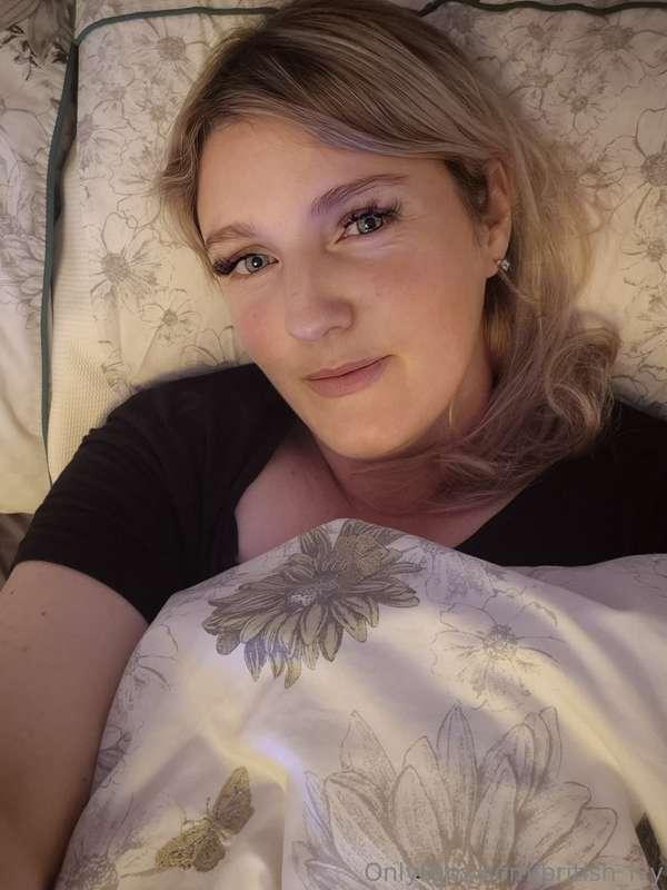 Will you come spoon me in bed?.♥️