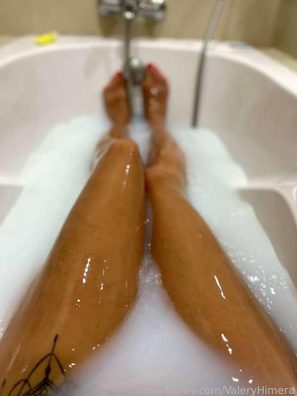 DM