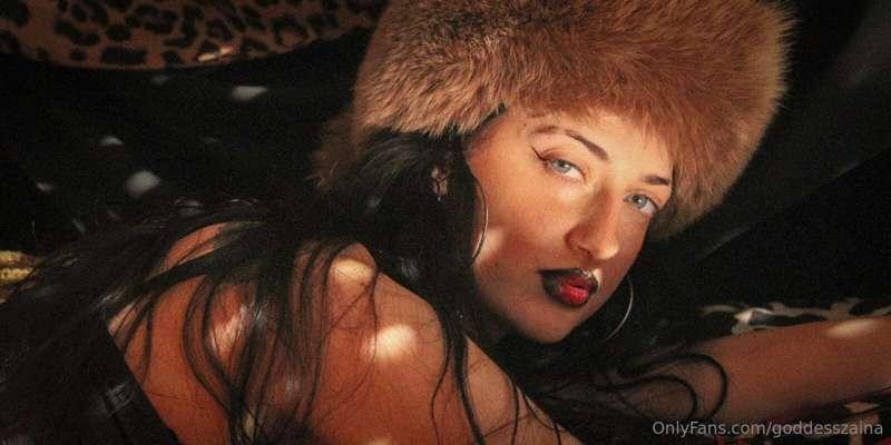 👄There is no place in your mind where i cannot enter, my eye..