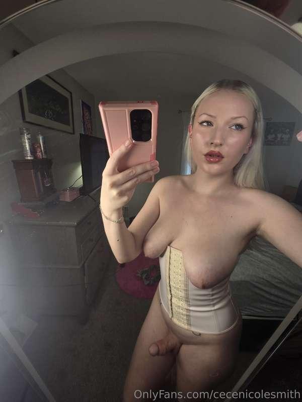 cecenicolesmith image #4