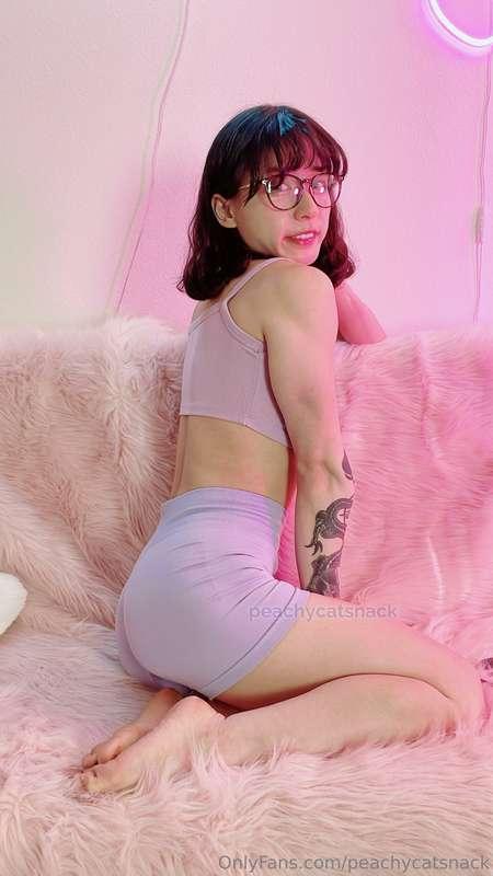 peachycatsnack image #2