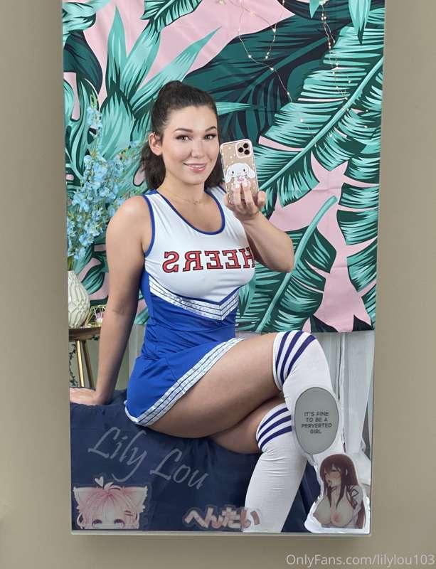 How's this? 😘 More pics of me as a sexy cheerleader will be ..