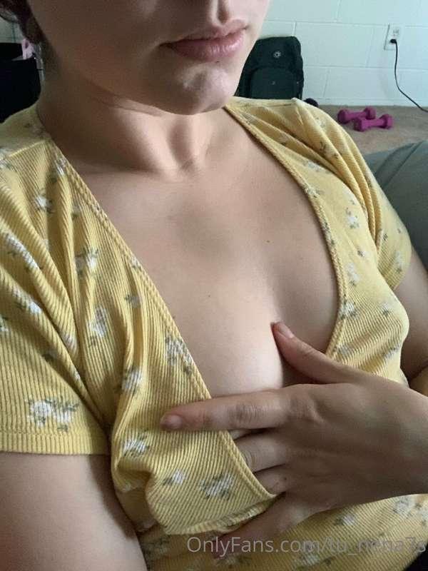 $4 to see full nip slips