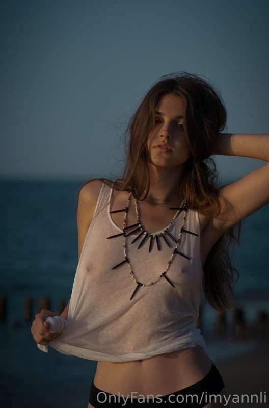 how’re you spending this evening ?