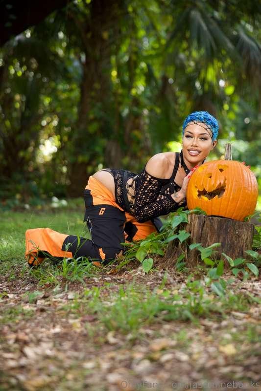 Did you have a naughty Halloween?😈