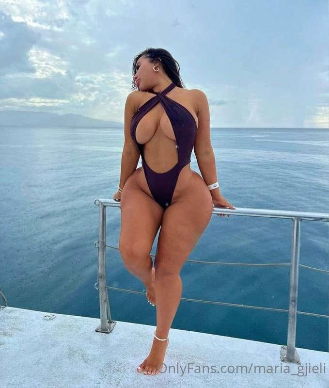 You like the view? ;) 
Do you follow me on Insta?