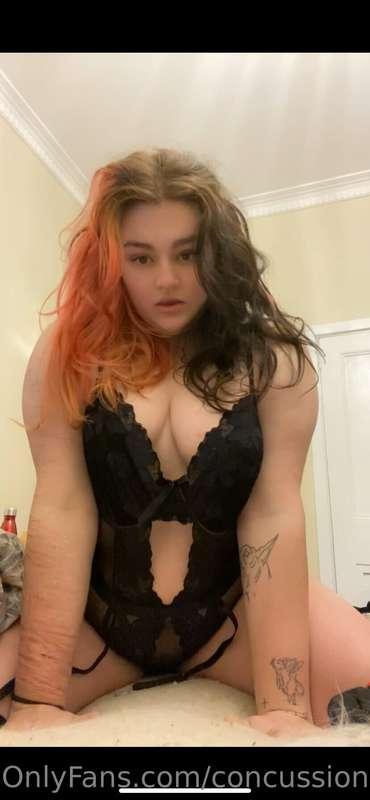 mommy says come to bed 🖤🖤🖤