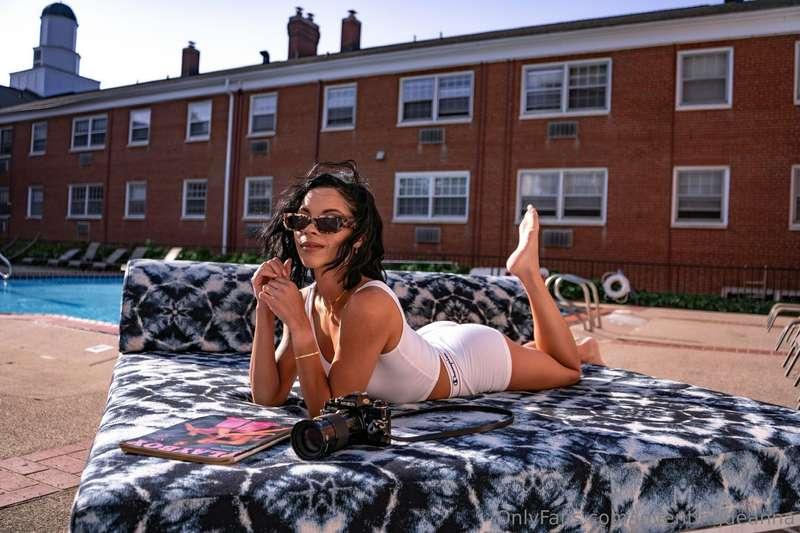 Wanna lay with me 🥹?