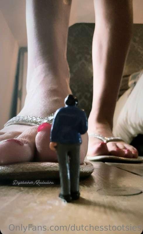 Do you call them flip flops?