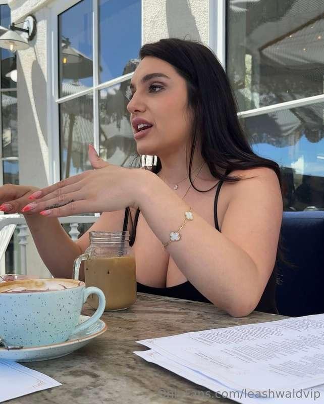 At one of my meetings 🥰 Full Boss Babe mode activated 😏