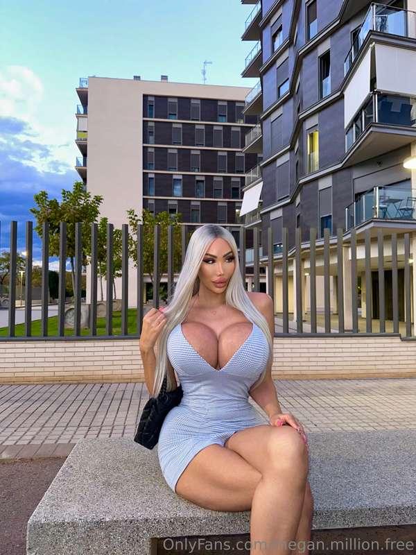 Monday motivation 💋 — (post included in my platinum subscrip..
