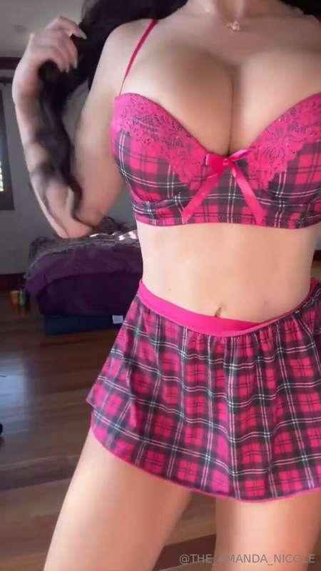 my pussy is craving dick so bad rn...