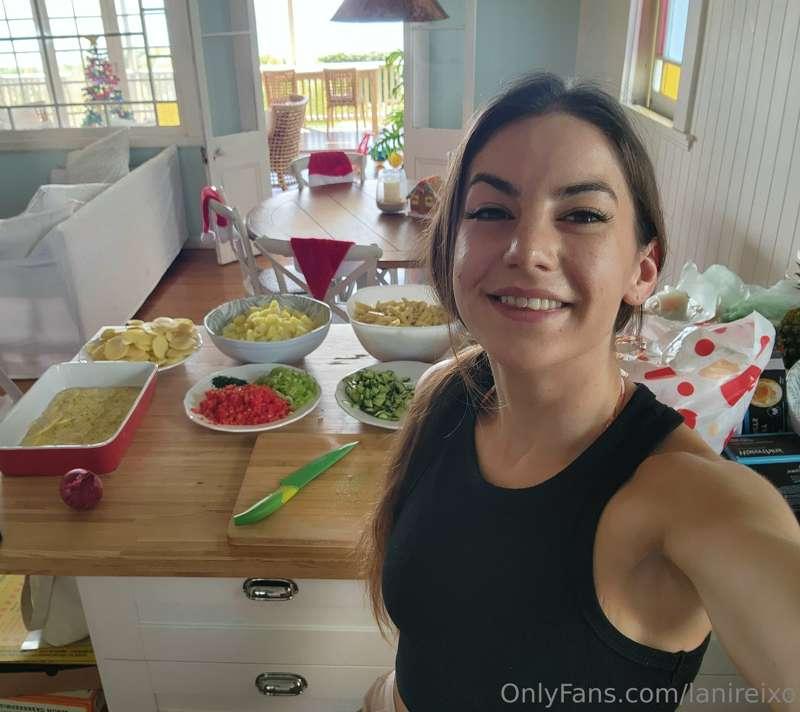 I cooked for 5 hours straight this morning😅 this tea was wel..